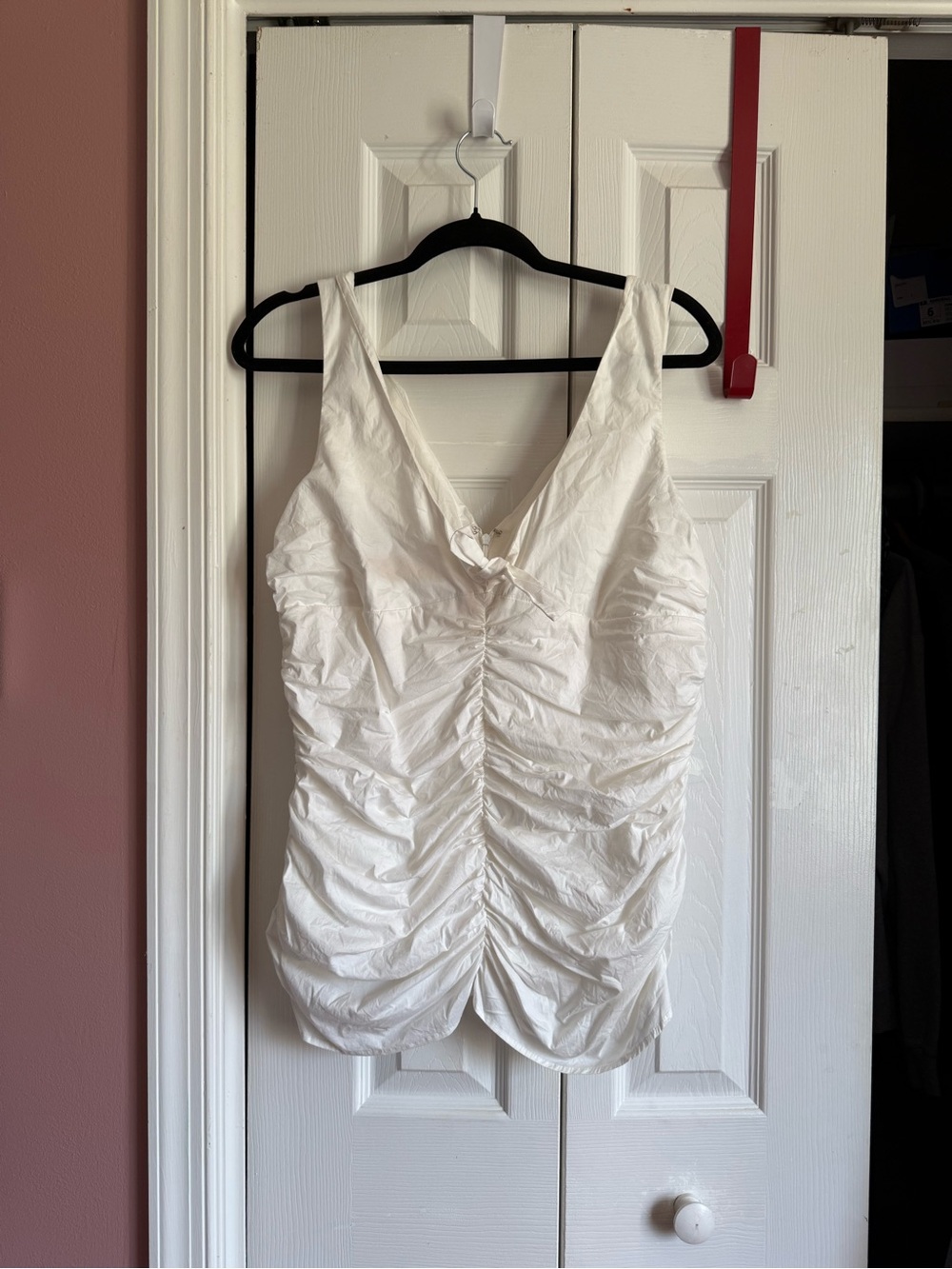 Anthropologie White Ruched V-Neck Sleeveless Top sz 14